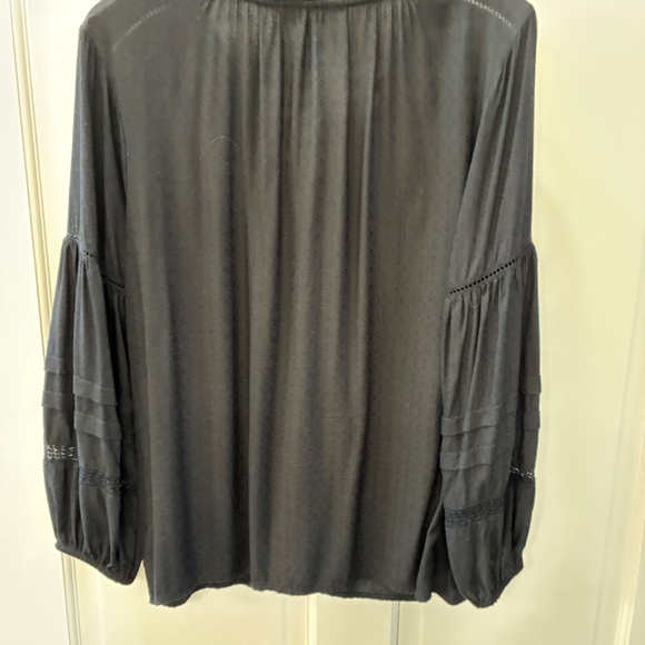 Liverpool Black size M tie front popover blouse - Picture 8 of 9